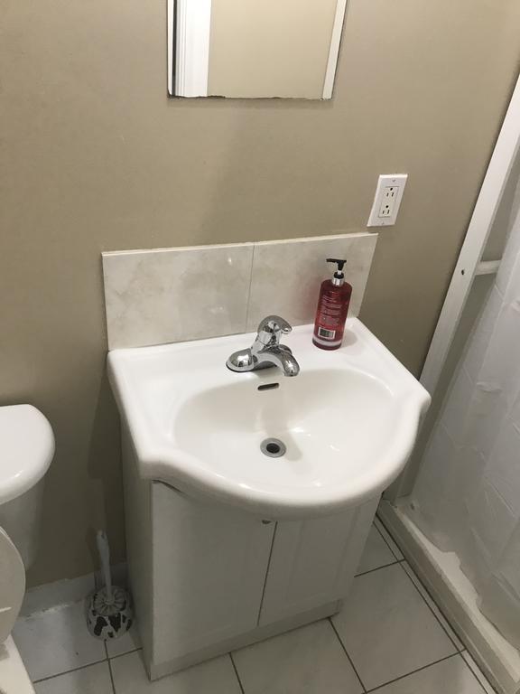 Toronto Travellers Home מראה חיצוני תמונה