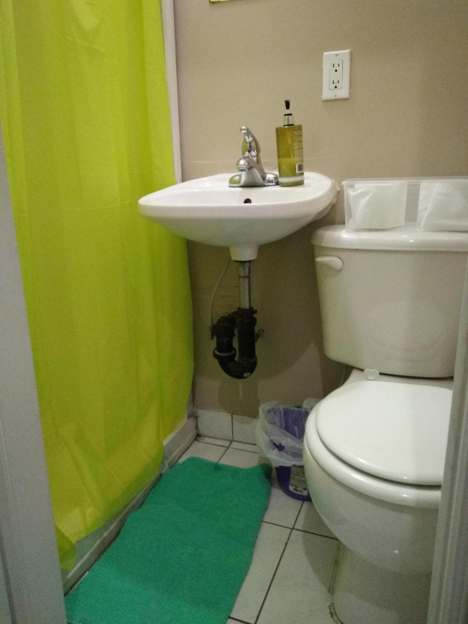 Toronto Travellers Home מראה חיצוני תמונה